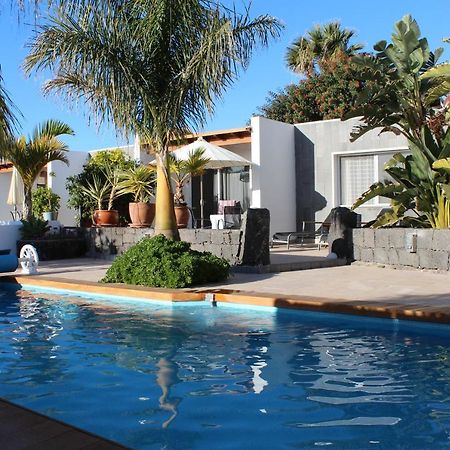 Villa Niki Mit Beheiztem Gemeinschaftspool Fuer 2 Appartments Las Brenas Ngoại thất bức ảnh
