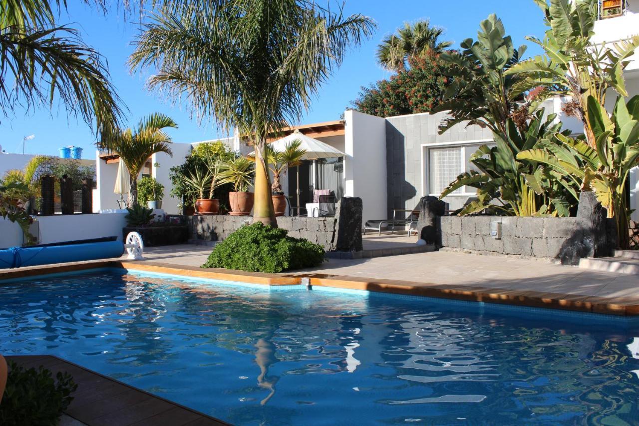 Villa Niki Mit Beheiztem Gemeinschaftspool Fuer 2 Appartments Las Brenas Ngoại thất bức ảnh